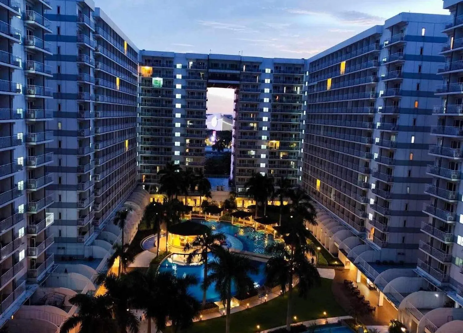 Kys 2 Staycation Near Naia Pasay City Manila Aparthotel